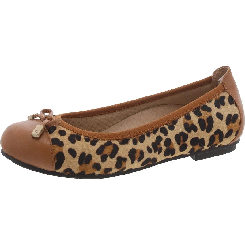 Minna Womens Calf Hair Leopard Print Ballet Flats